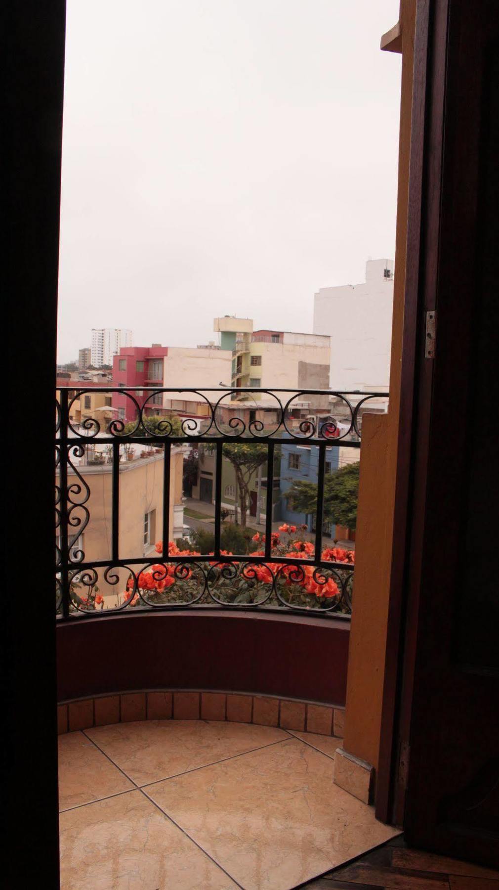 Pretty House Hotel Lima Luaran gambar