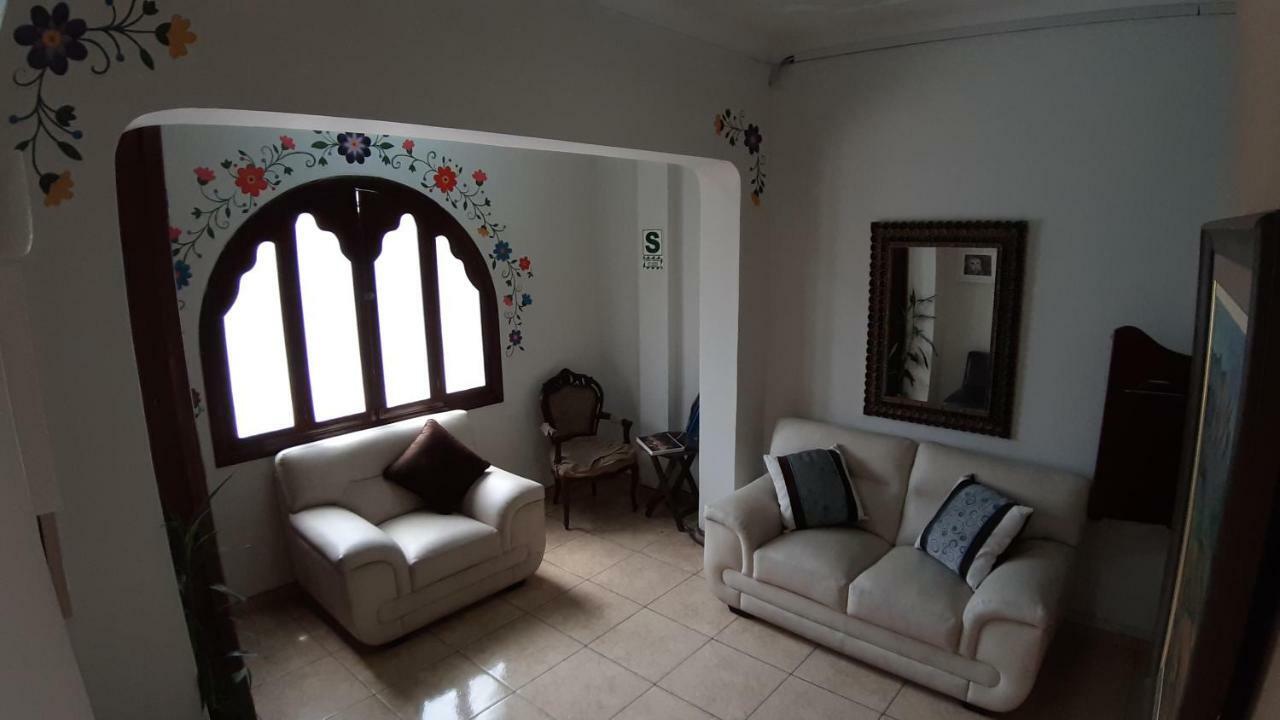 Pretty House Hotel Lima Luaran gambar